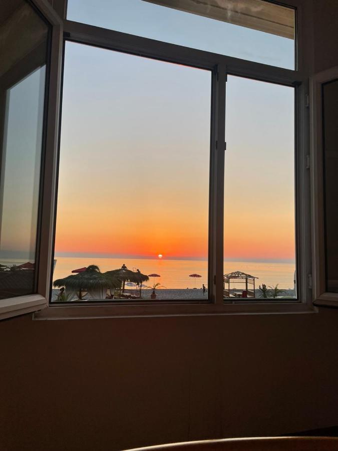 Kvariati Palma Hotel Екстер'єр фото
