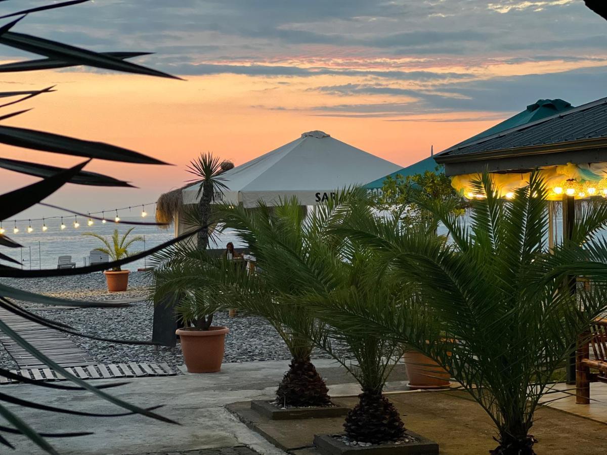 Kvariati Palma Hotel Екстер'єр фото